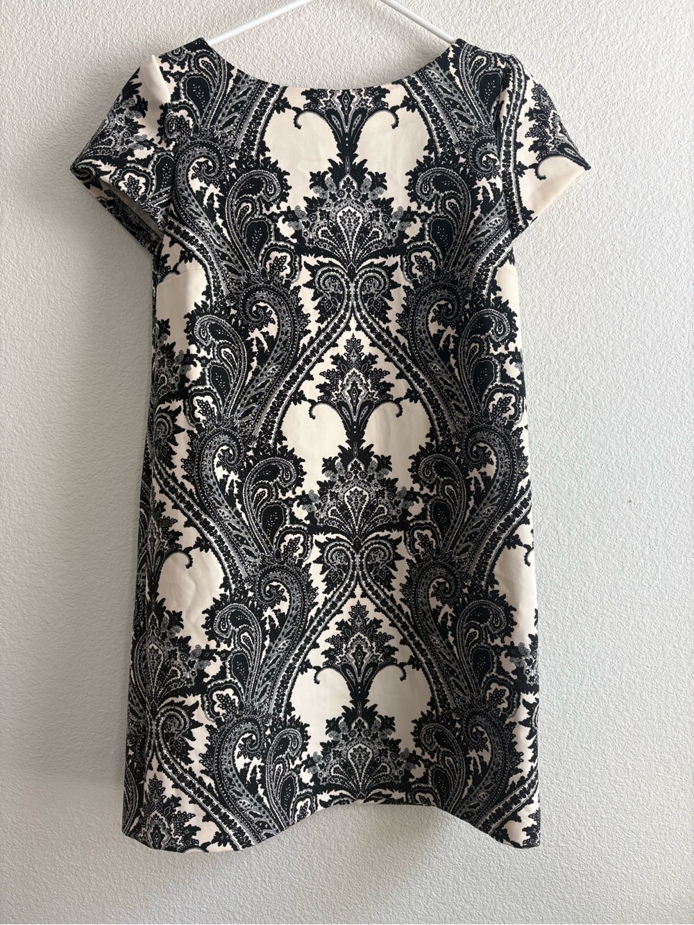 Zara Black and Cream Paisley Shift Dress